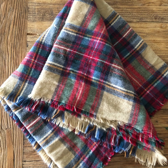 Blanket Scarf - Picture 2 of 5